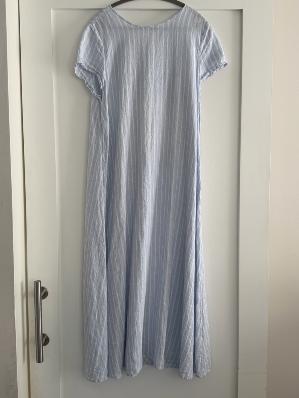The Group by Aritzia Light Blue & White linen Maxi dress (i186)